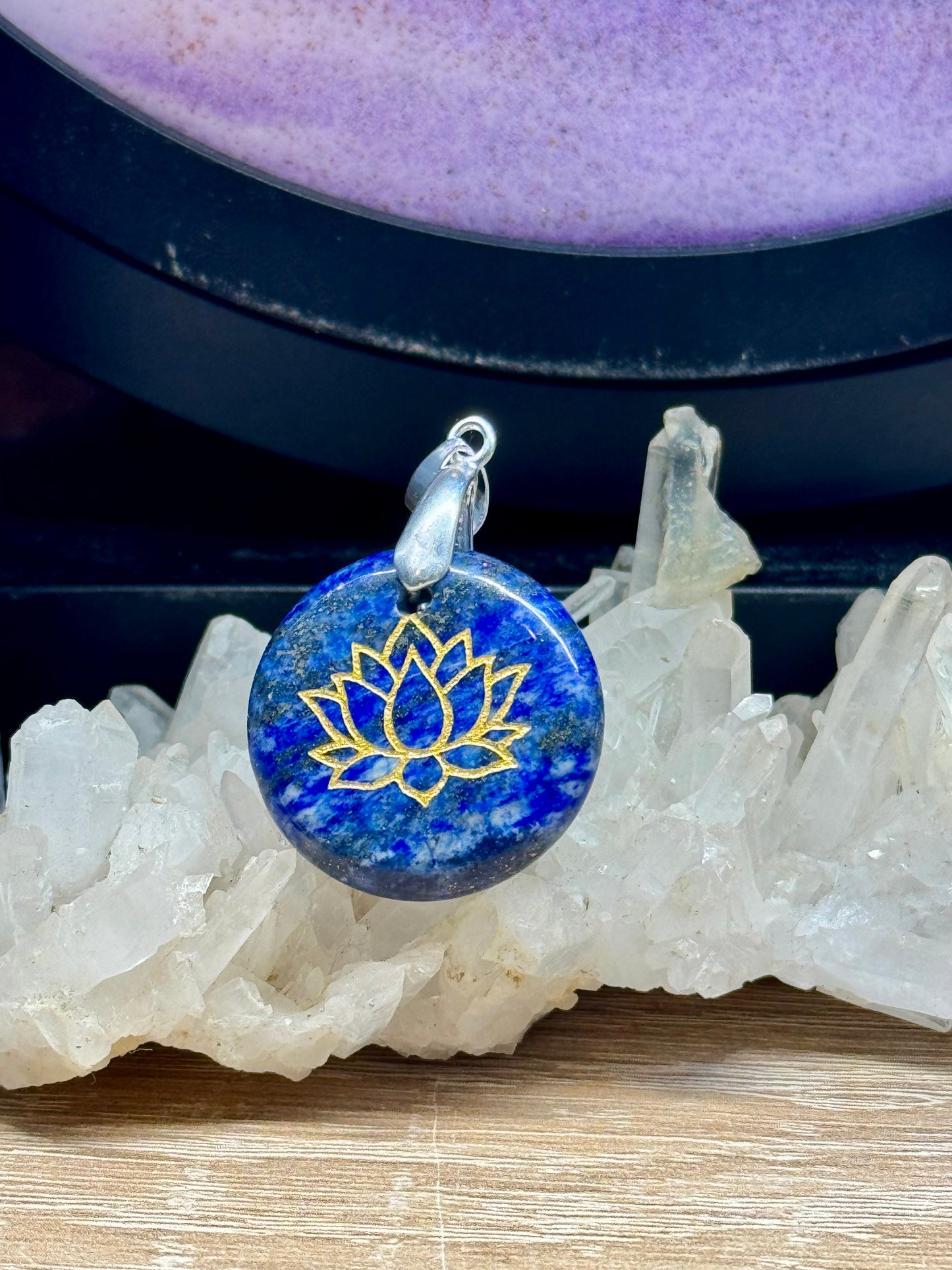Pendentif de Lapis Lazuli - Lotus