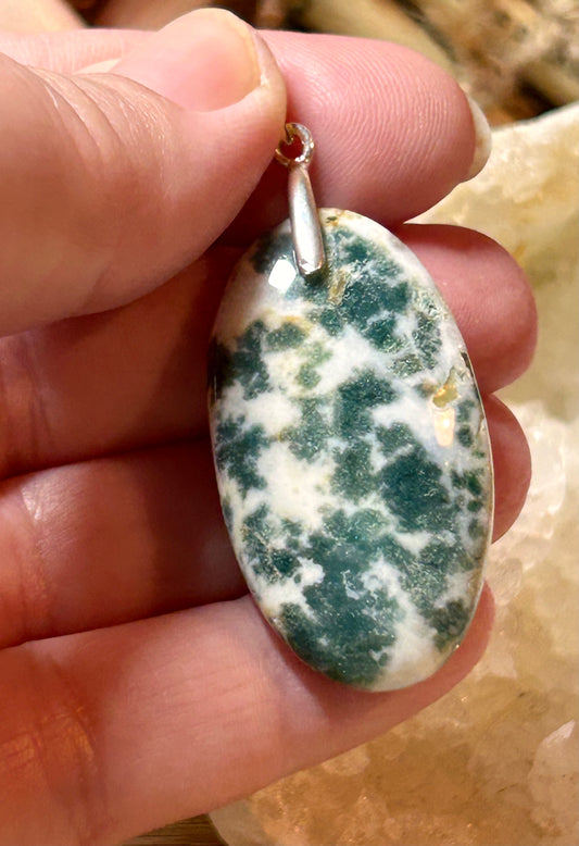Pendentif d’agate arbre
