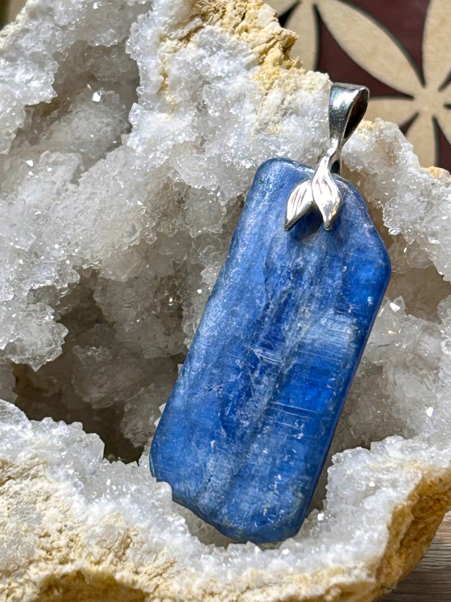 Pendentif de cyanite