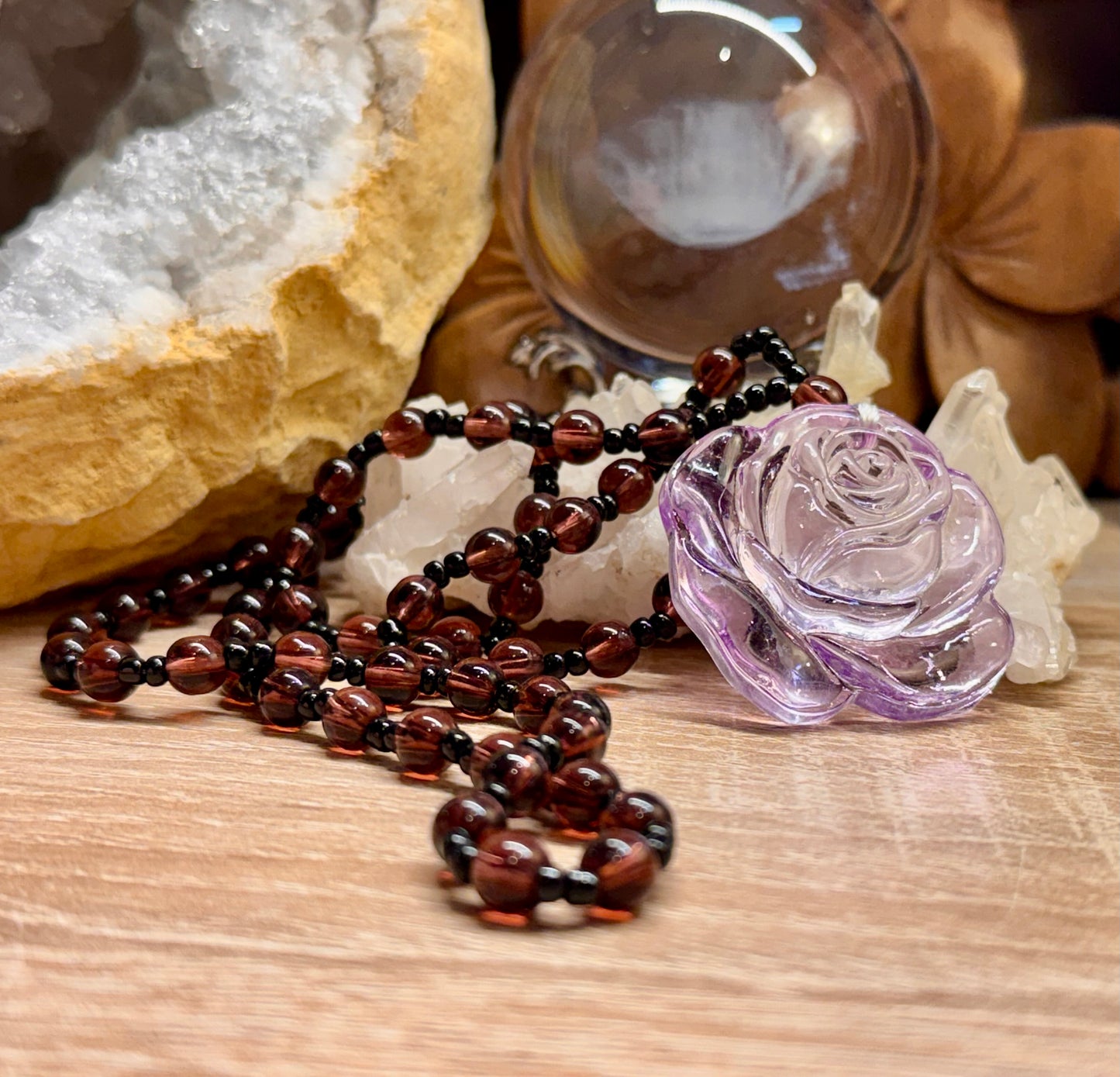 Collier Rose violette en verre