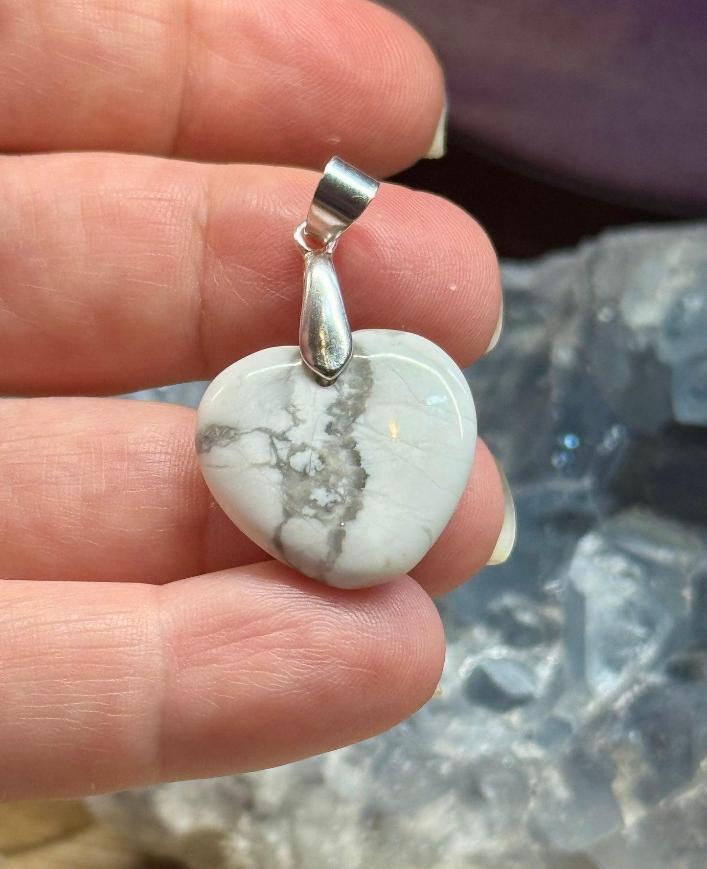 Pendentif Cœur en Howlite