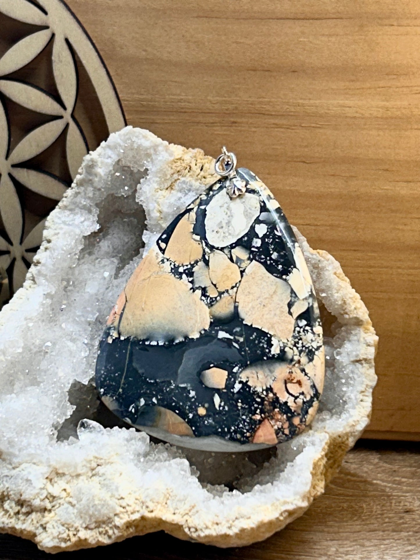 Pendentif de jaspe maligano