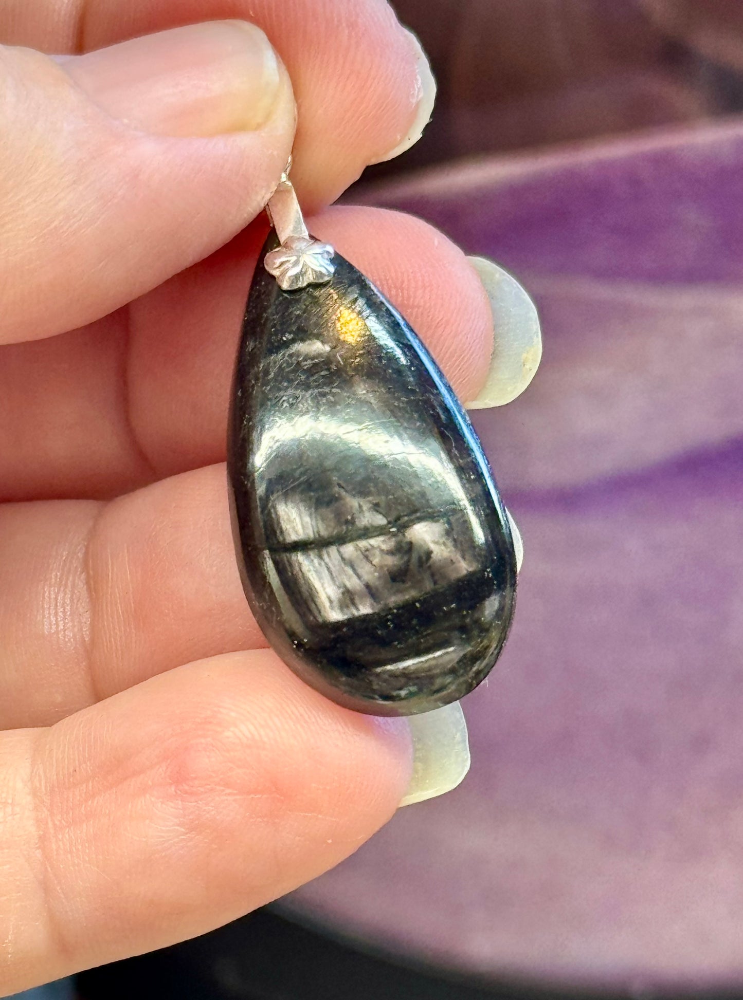 Pendentif d’Hyperstène