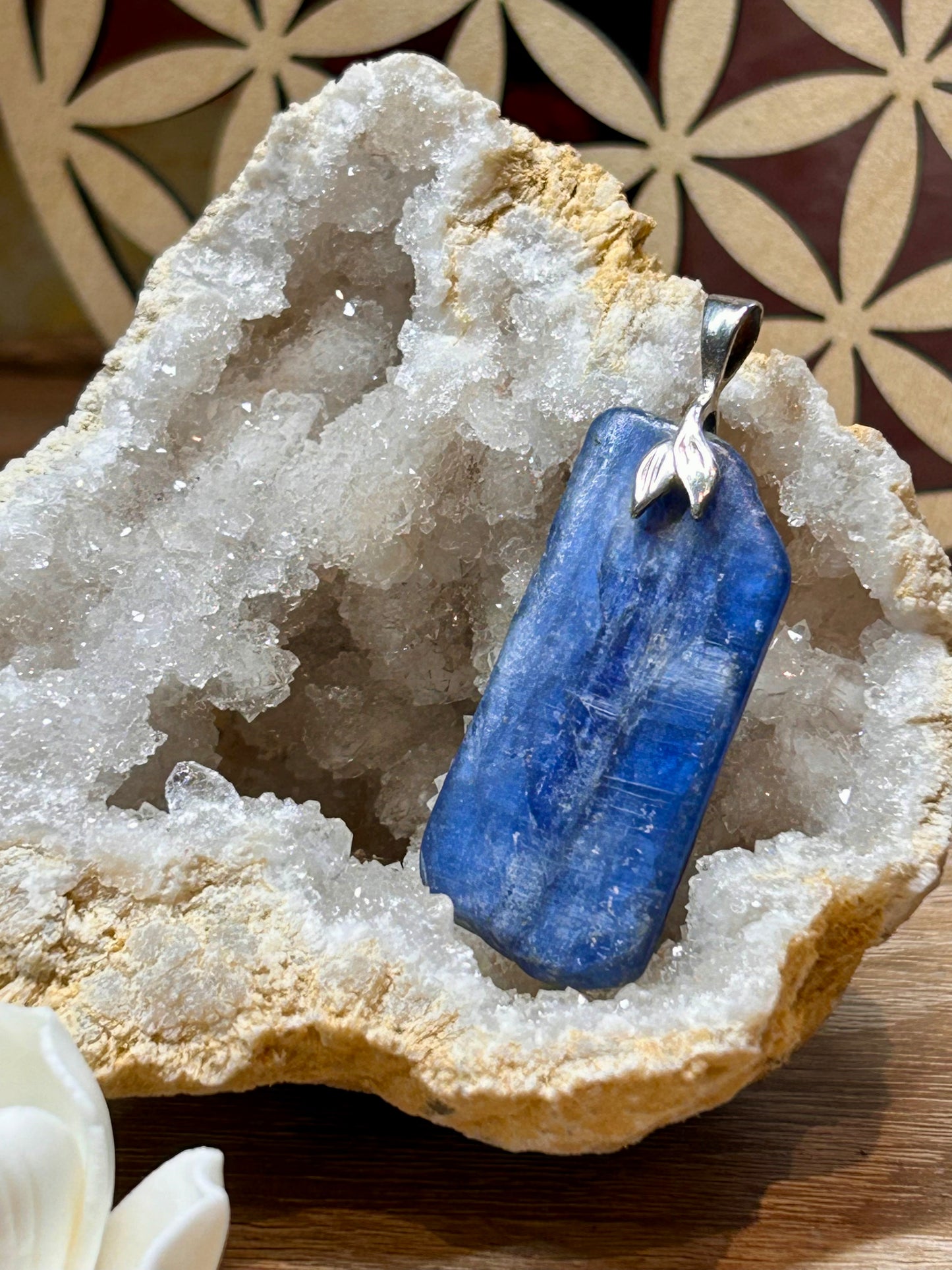 Pendentif de cyanite