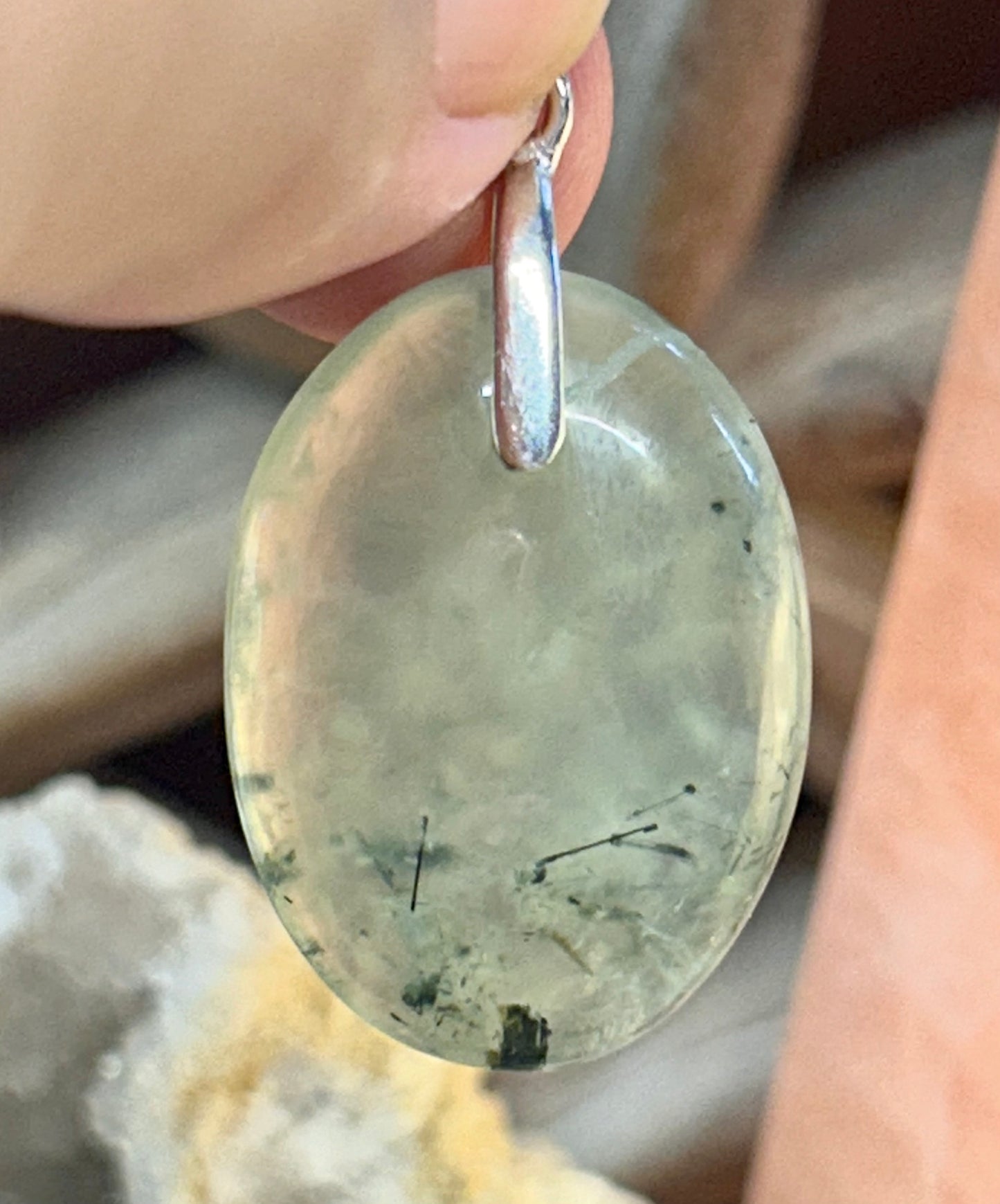 Pendentif de préhnite