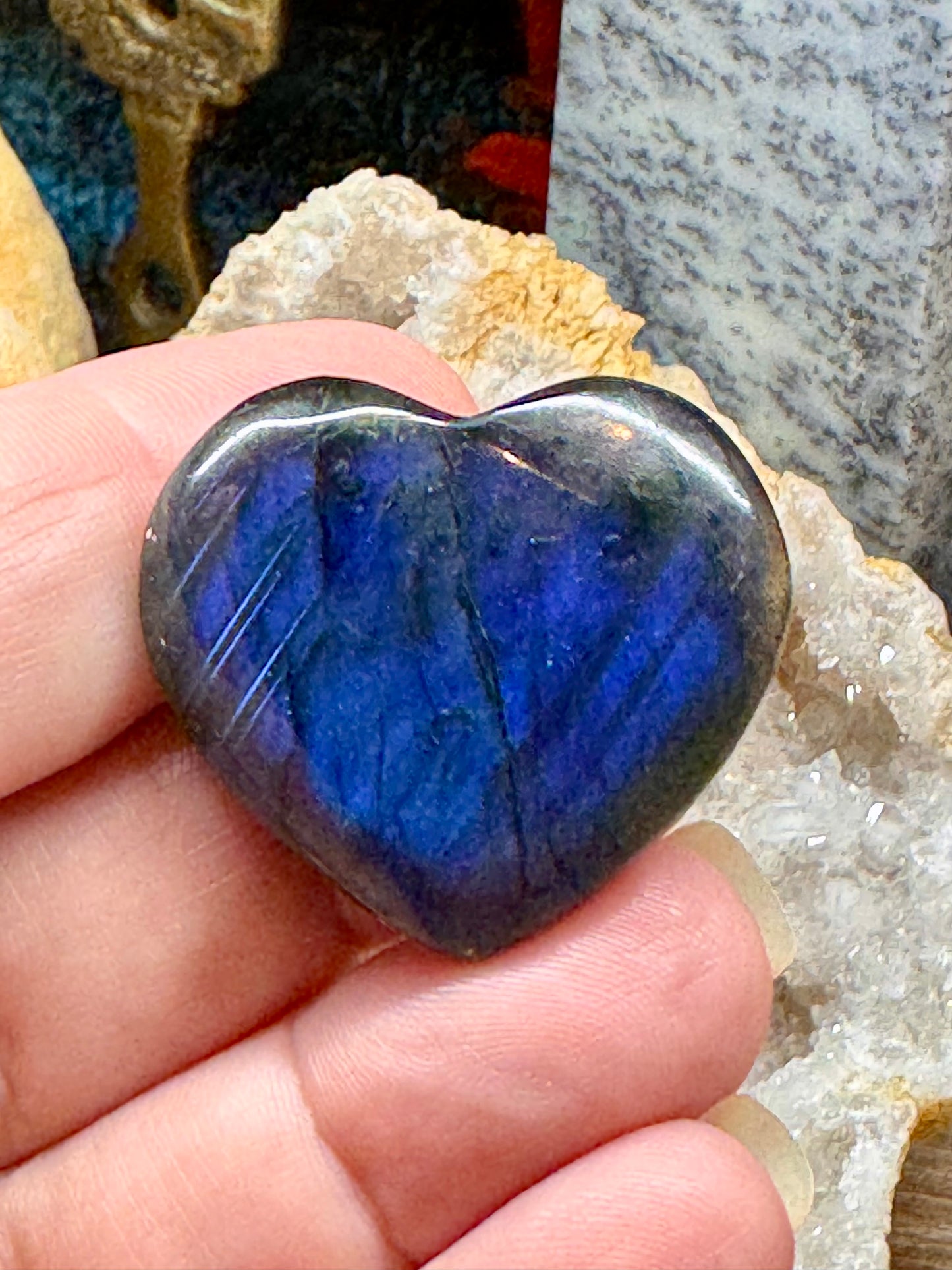 Cœur en labradorite
