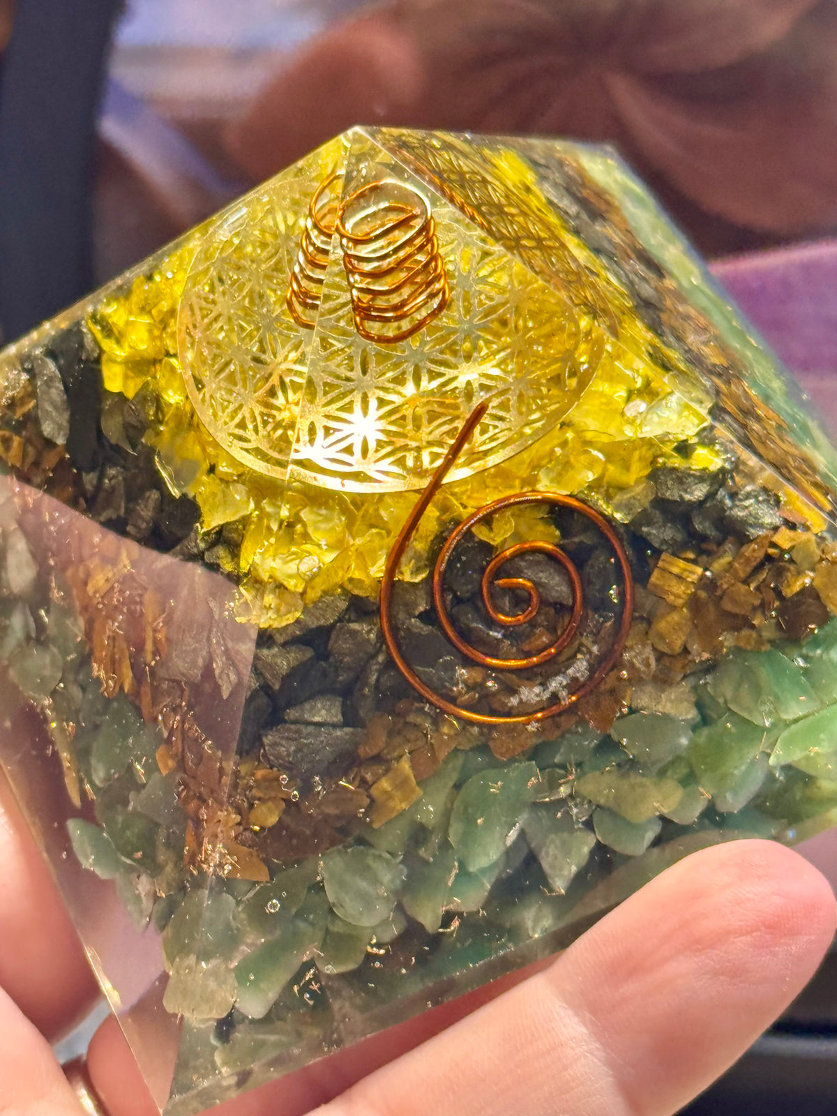 Orgonite Pyramidale "Santé et Protection"