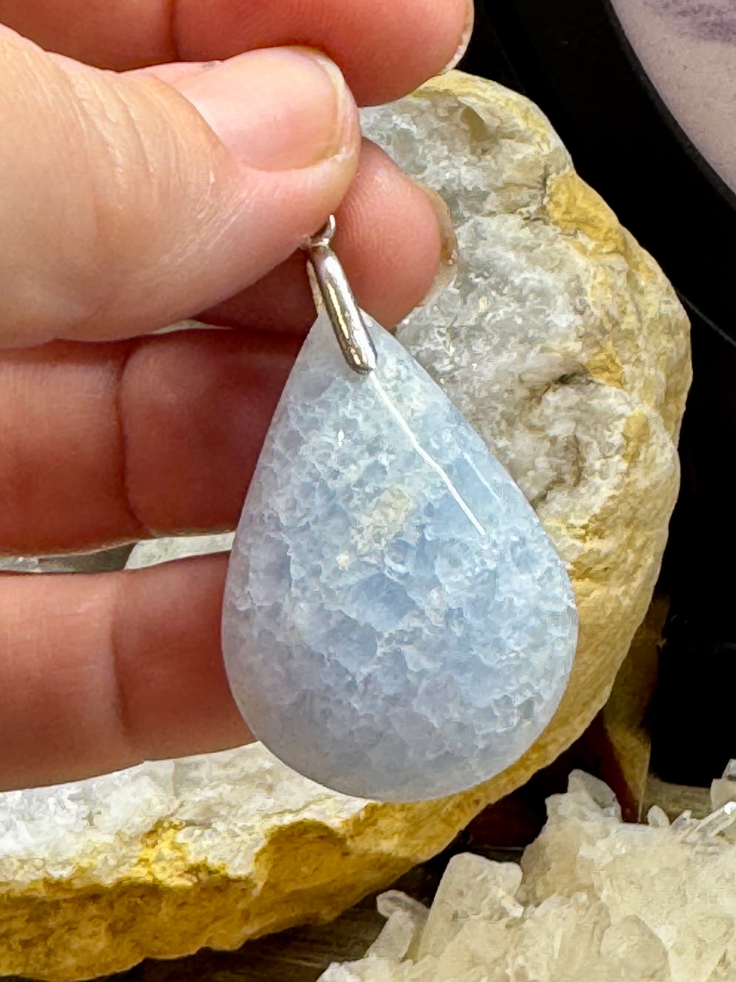 Pendentif de Calcite Bleue