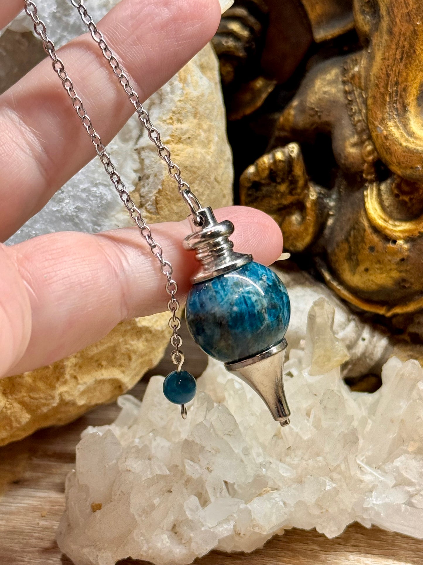 Pendentif sphérique en Apatite