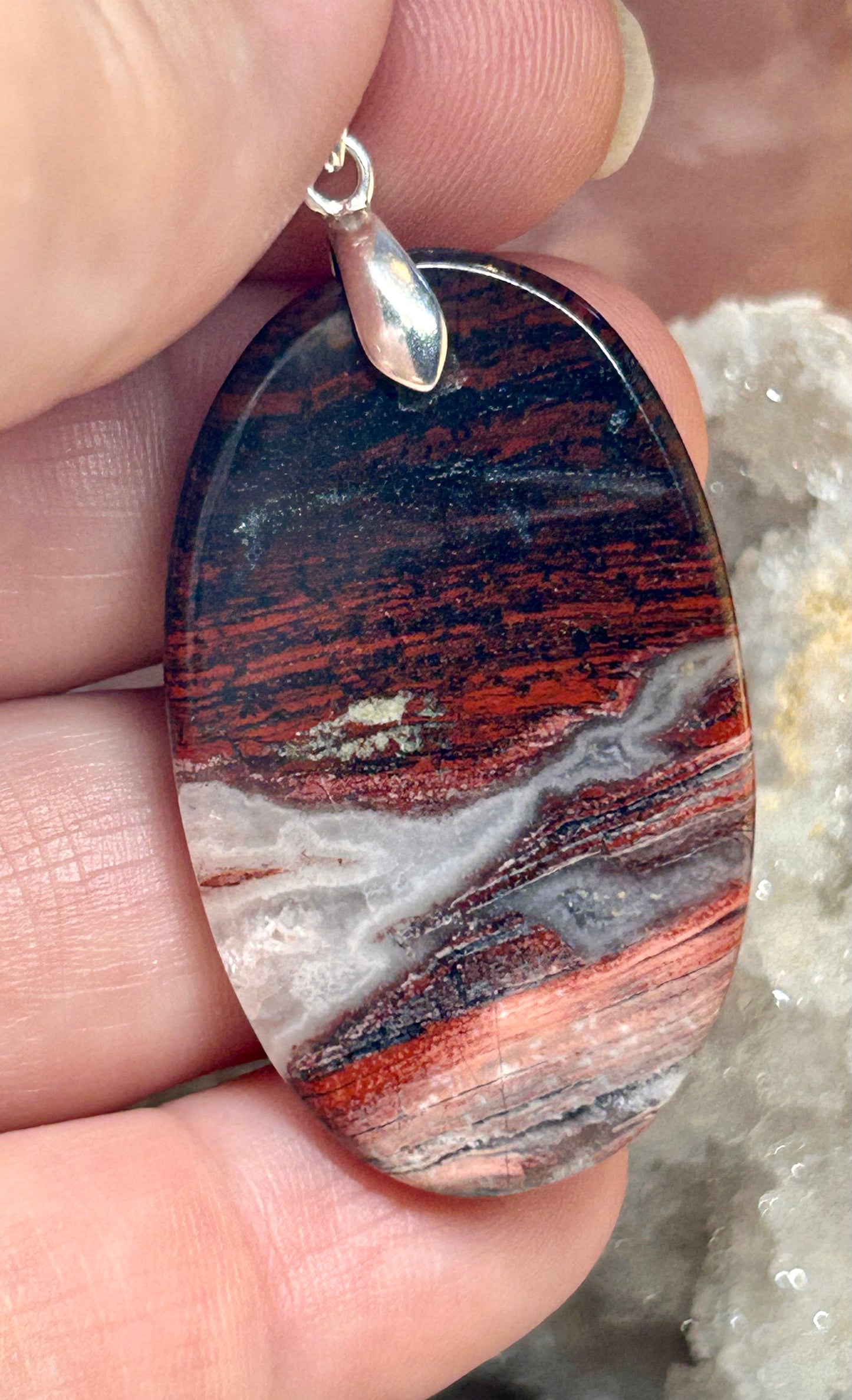 Pendentif de jaspe rouge