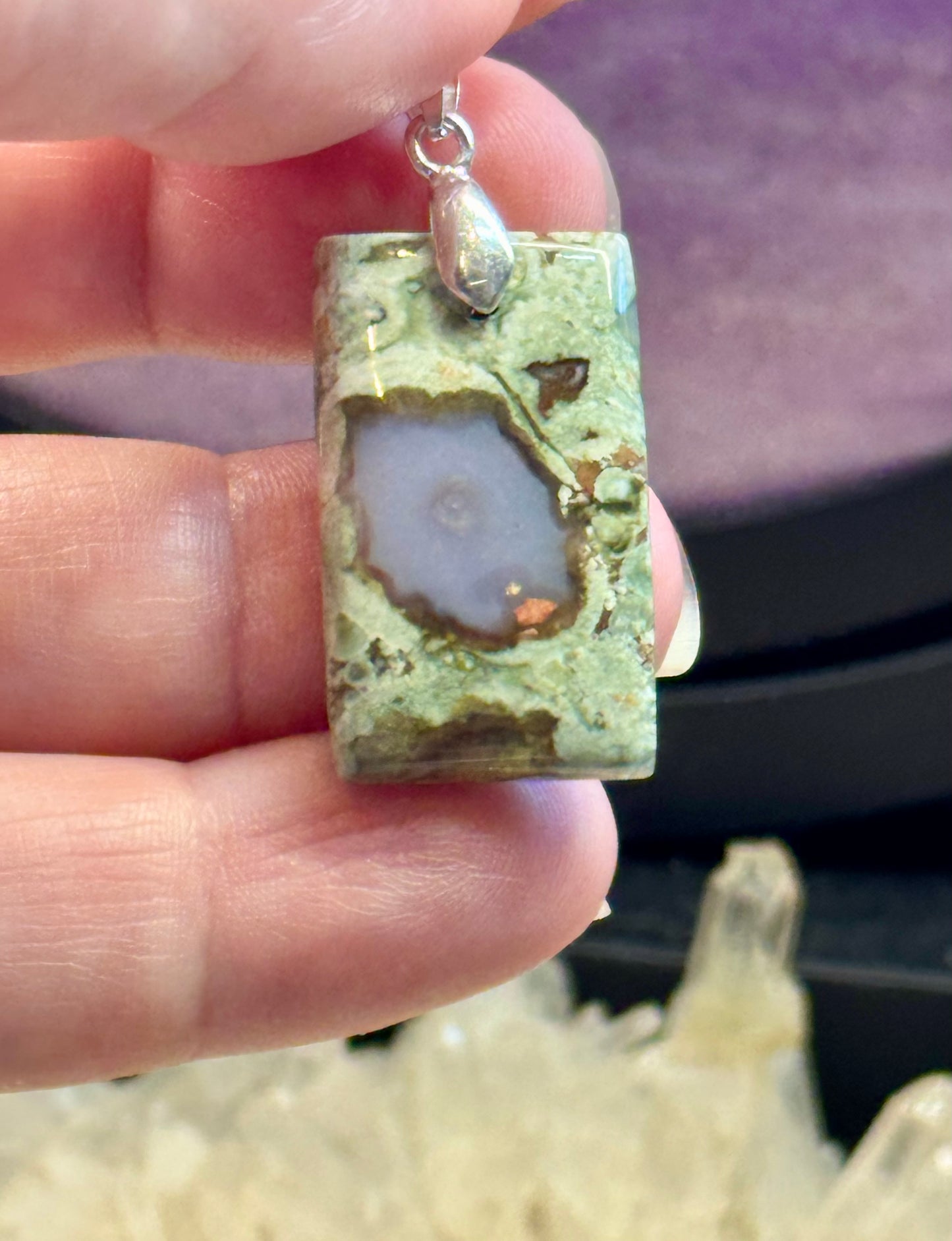 Pendentif en Rhyolite
