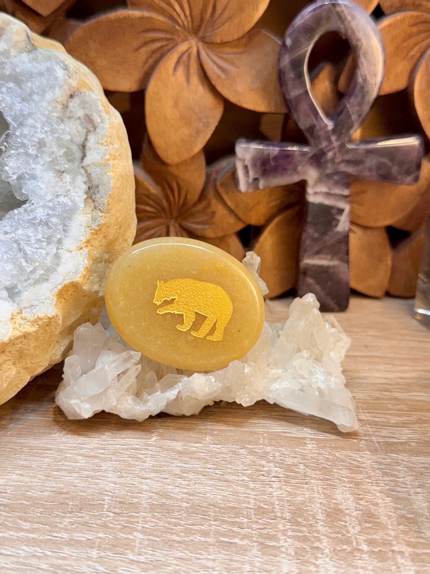 Galets gravés avec animaux