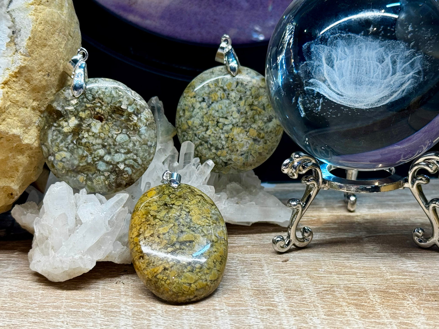 Pendentifs d’Opale Mahafaly