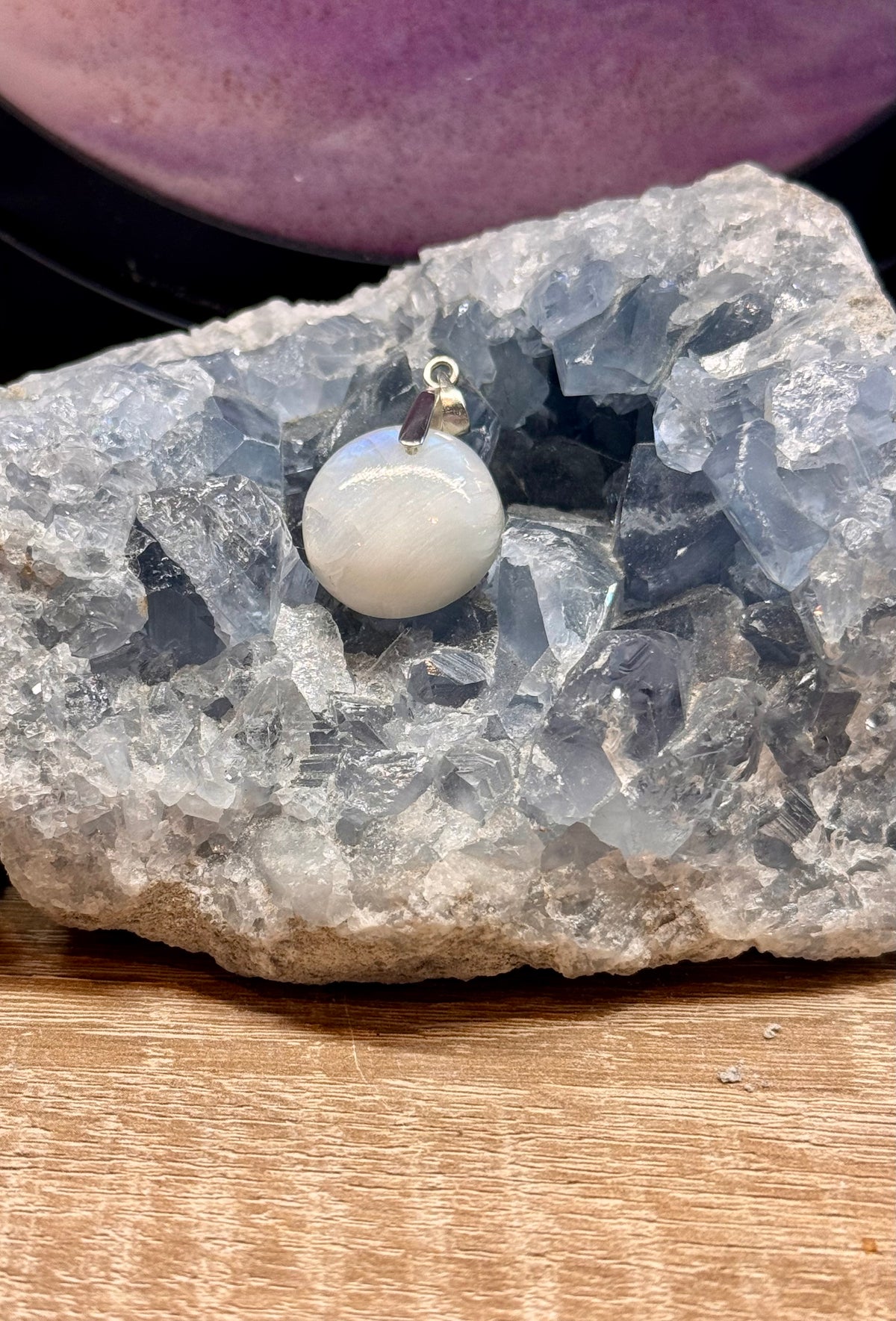 Pendentif de Péristérite rond