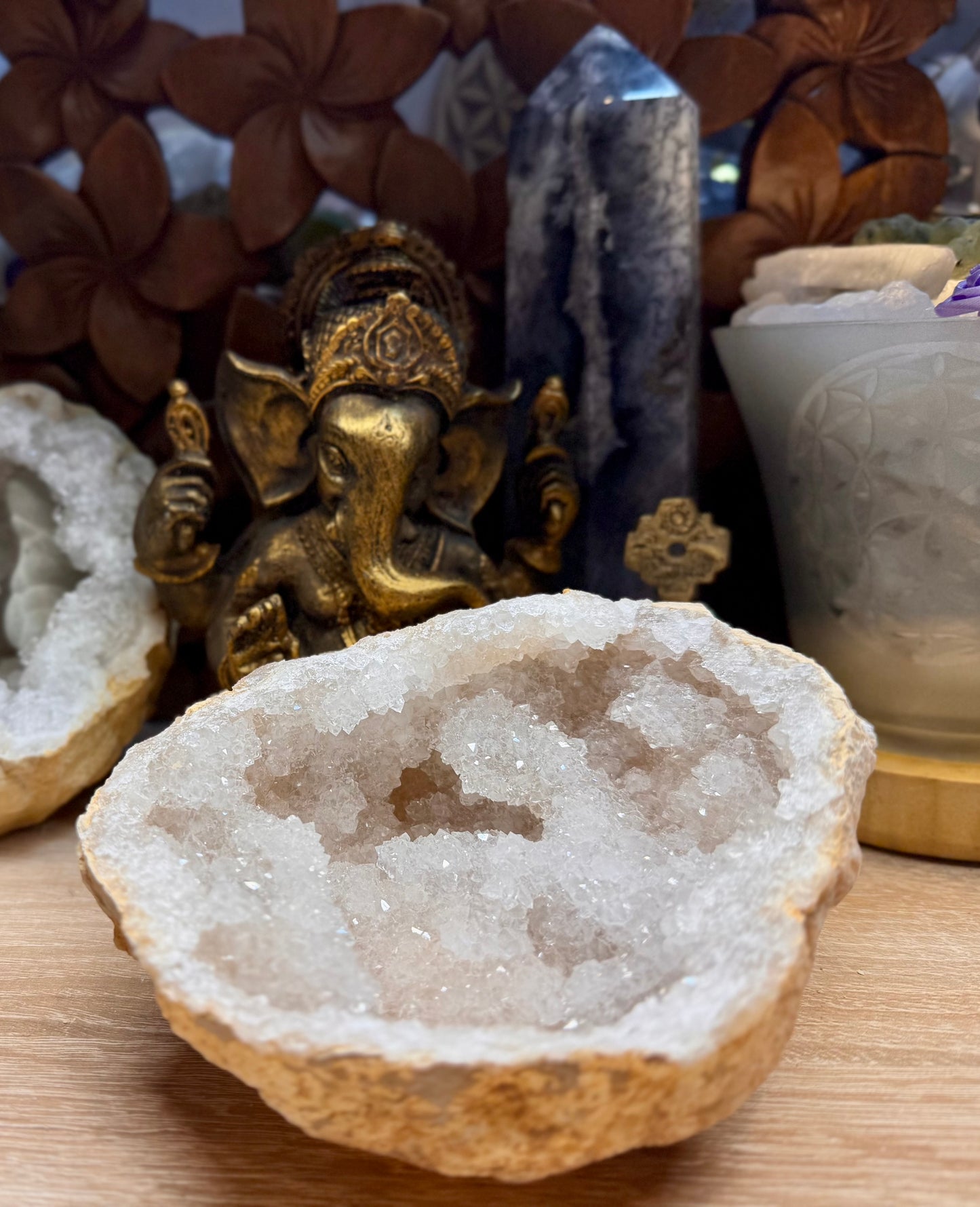 Géode de quartz blanc