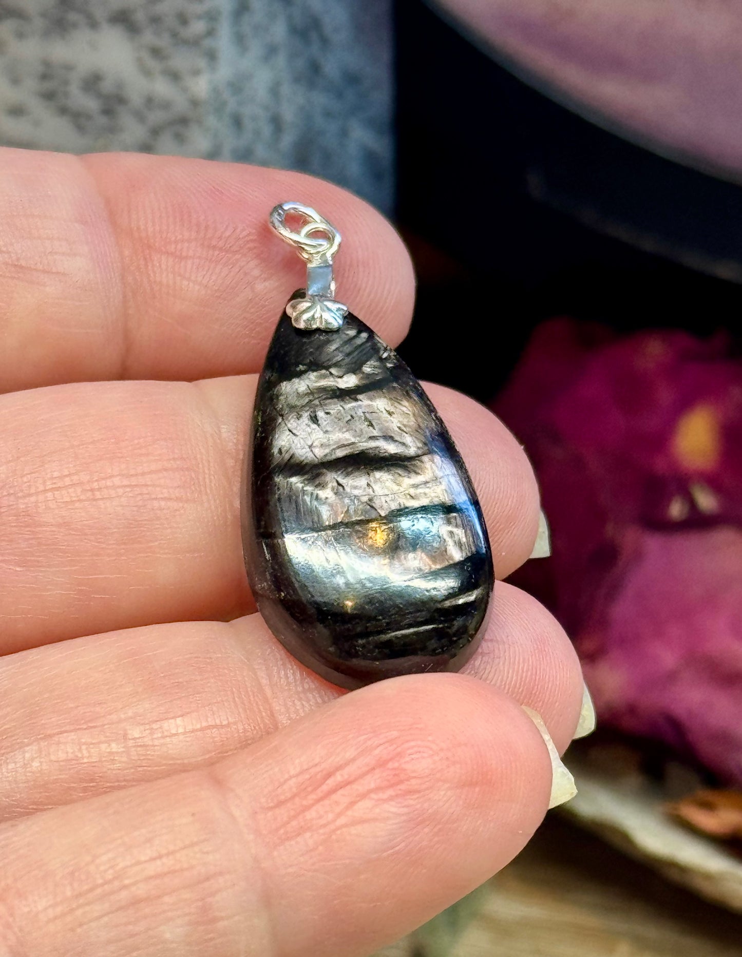 Pendentif d’Hyperstène