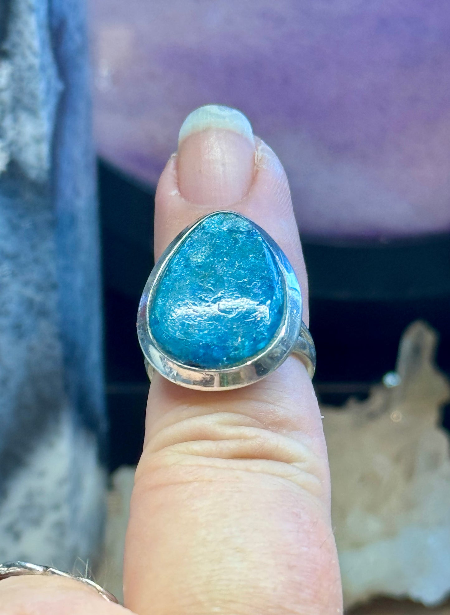 Bague en Apatite Bleue T52