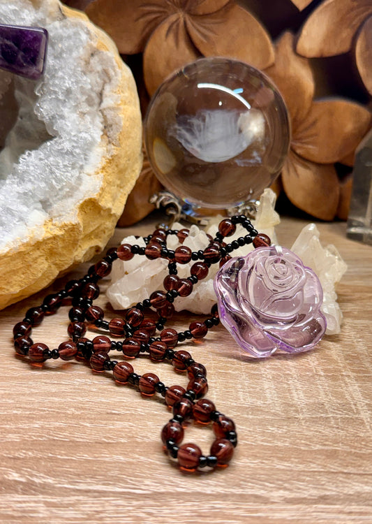 Collier Rose violette en verre