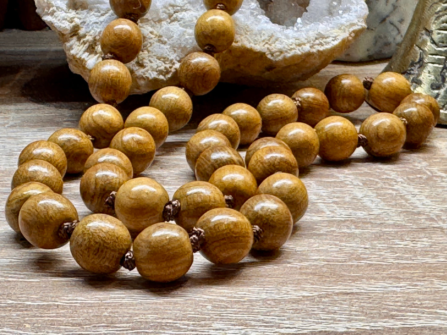 Collier Mala en bois 54 perles