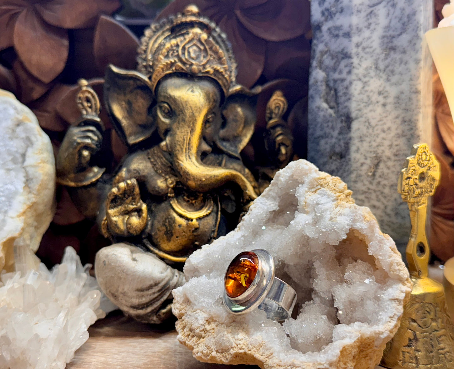 Bague en ambre T60