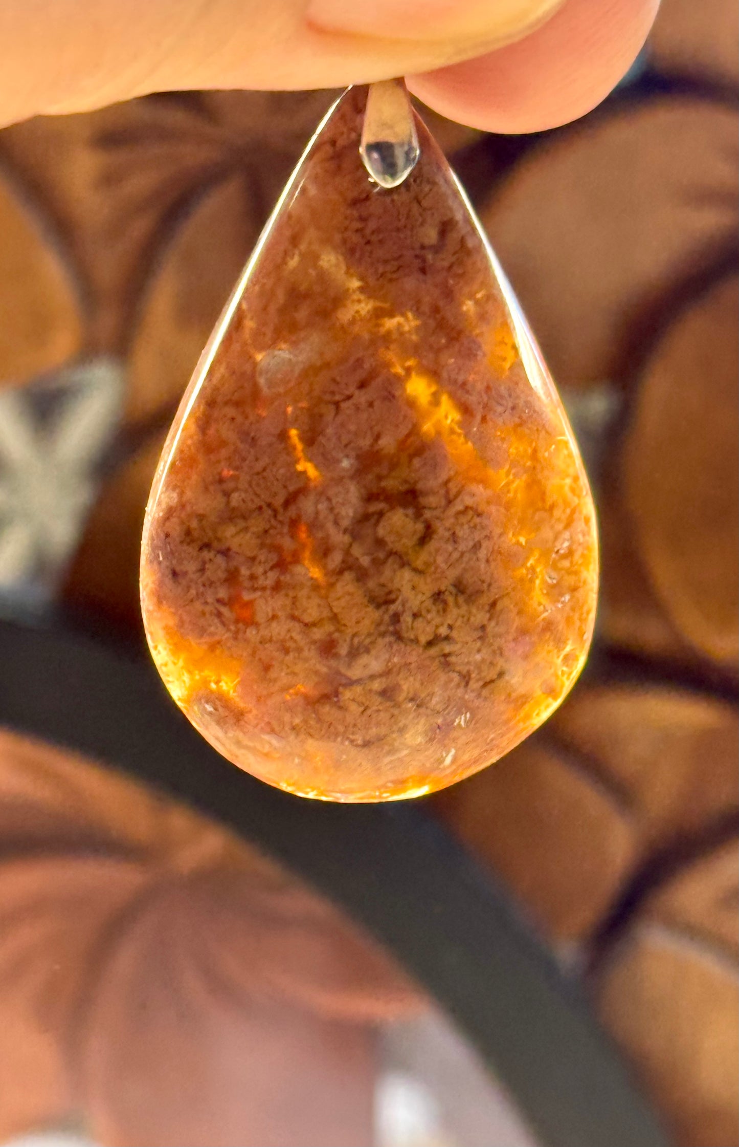 Pendentif d’opale Mahafaly