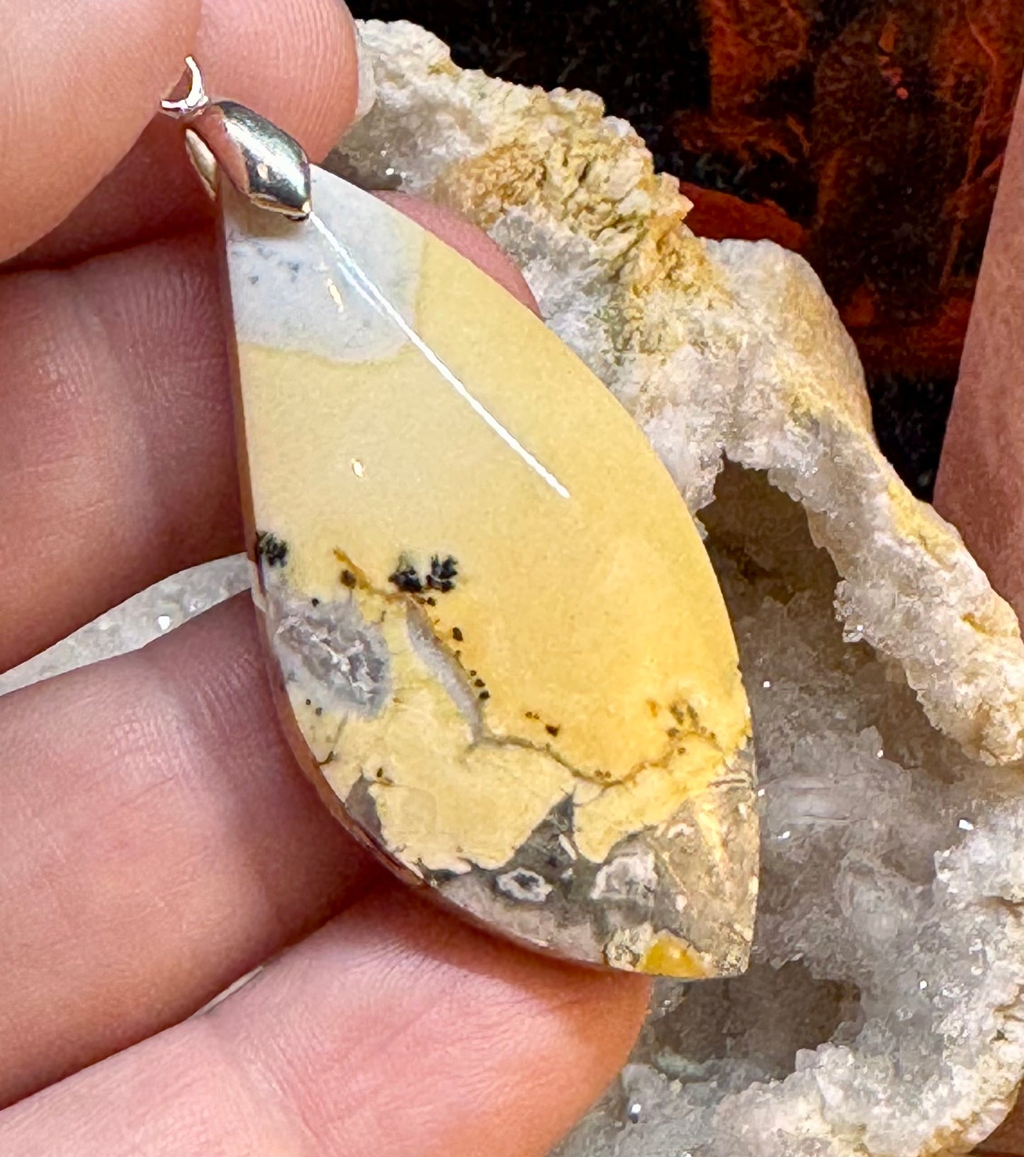 Pendentif de jaspe Maligano