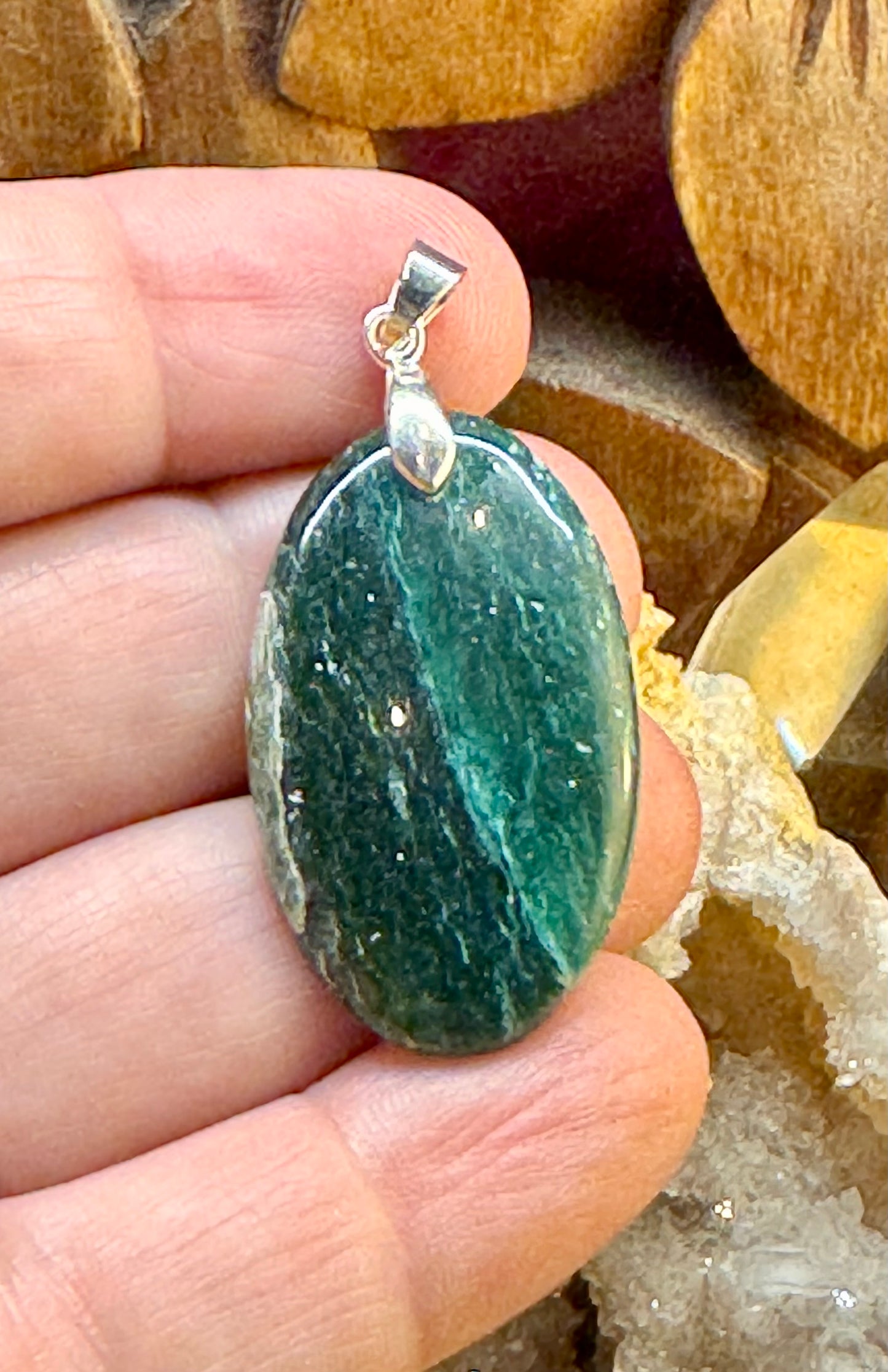 Pendentif en aventurine verte