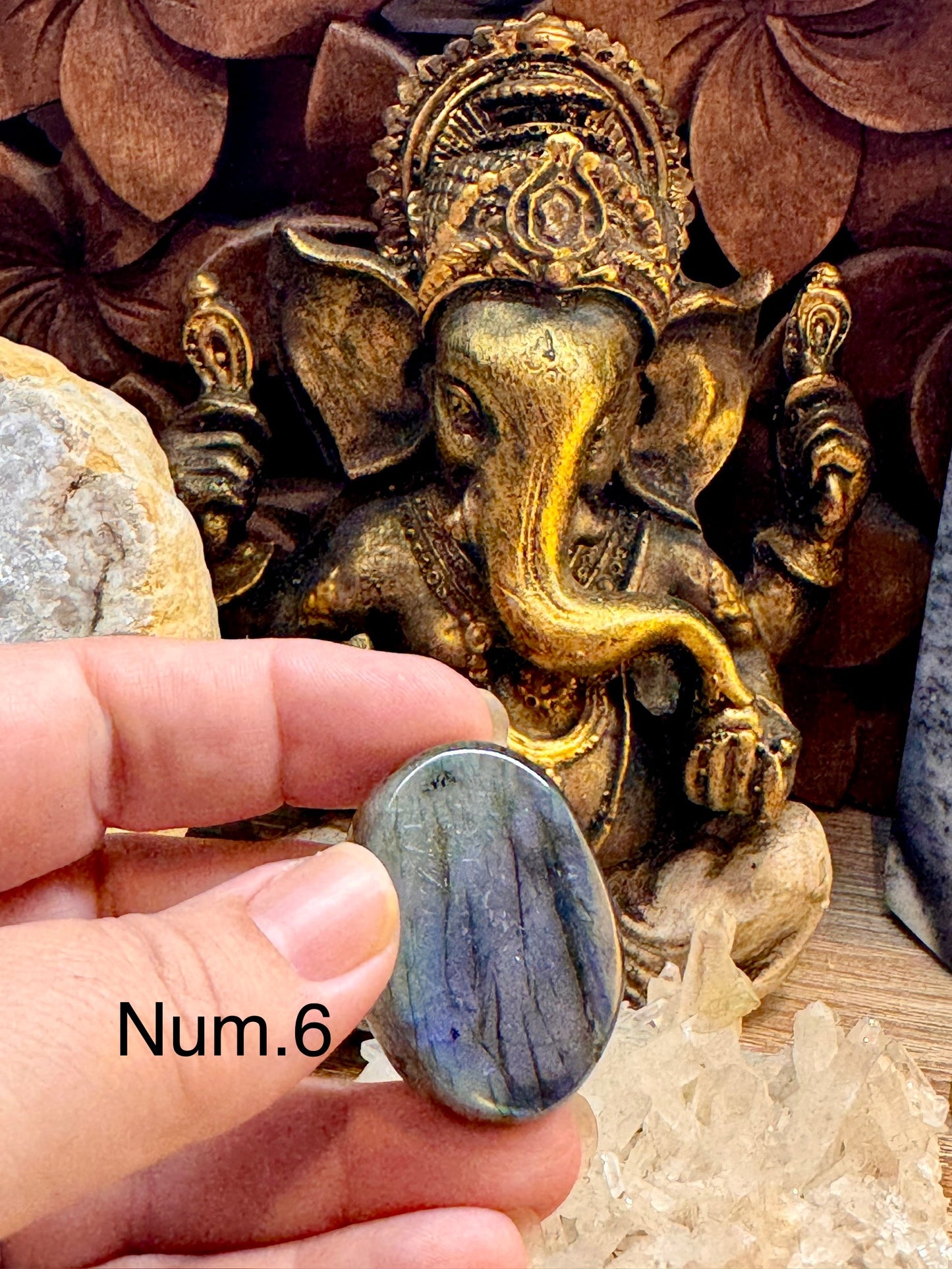 Galet de Labradorite