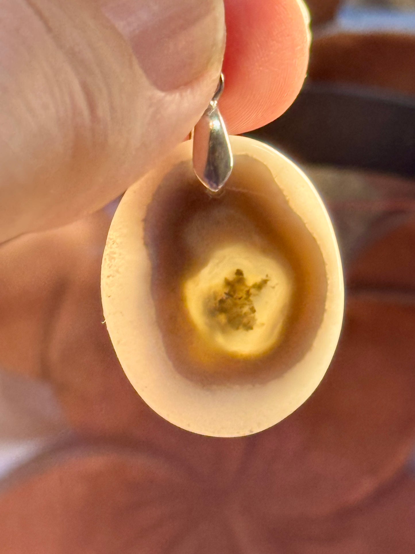 Pendentif d’agate avec Dendrites
