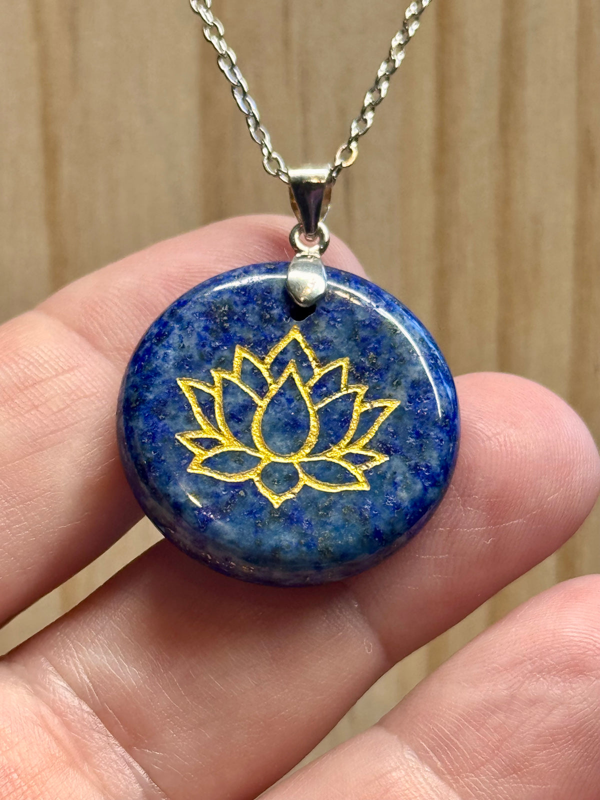 Pendentif de Lapis Lazuli - Fleur de Lotus
