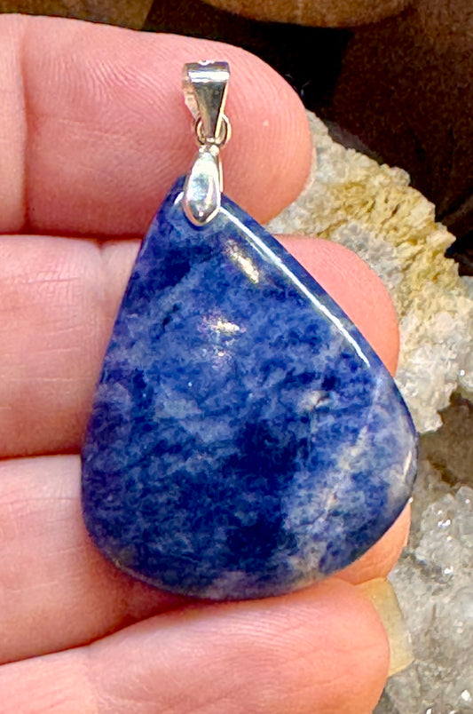Pendentif de sodalite