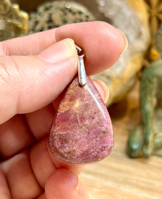 Pendentif de rubis