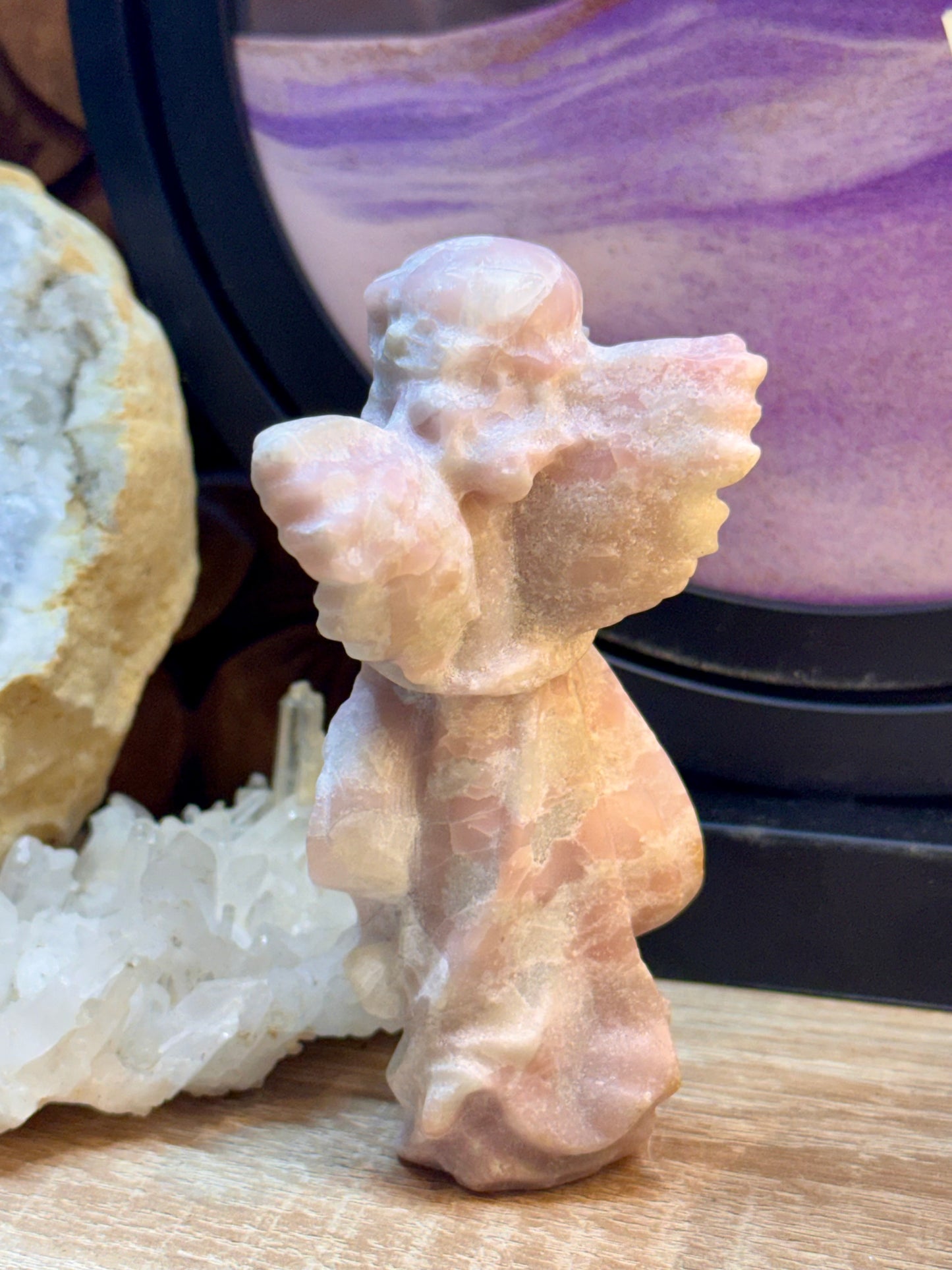 Statuette angélique en Opale Rose