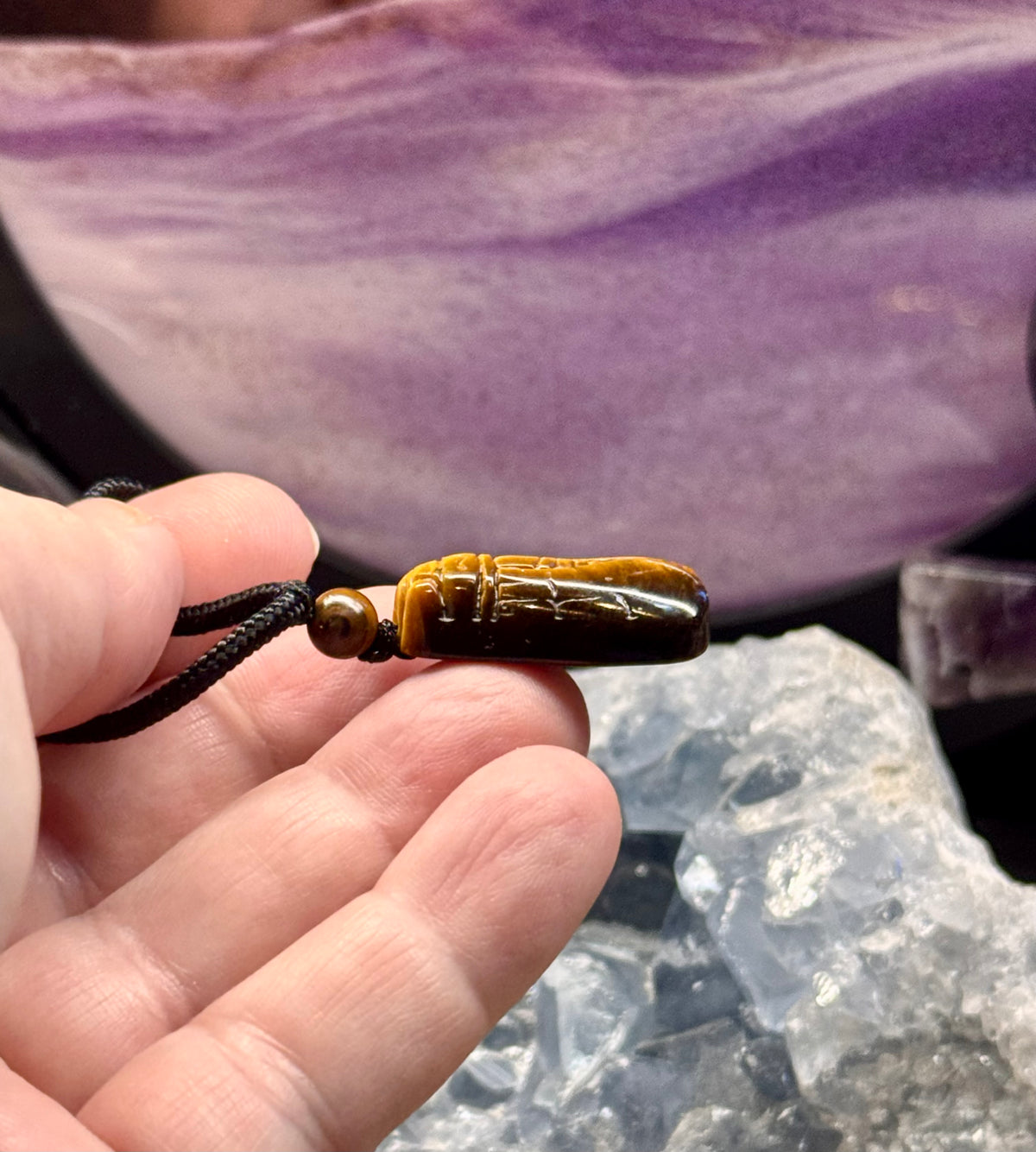 Pendentif Cigale en Oeil de Tigre