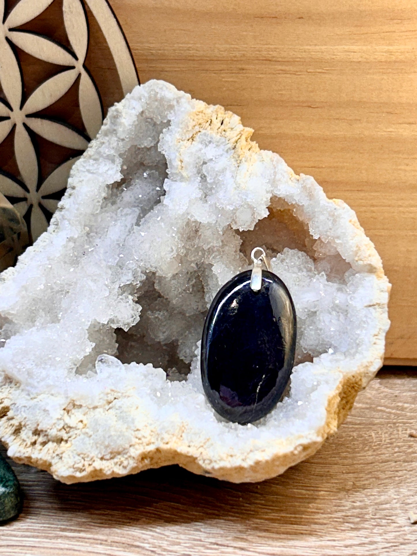 Pendentif de purpurite