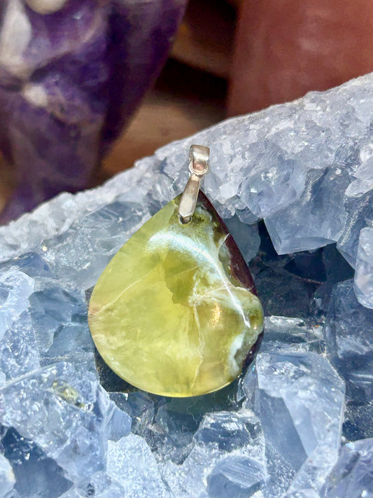 Pendentif de préhnite