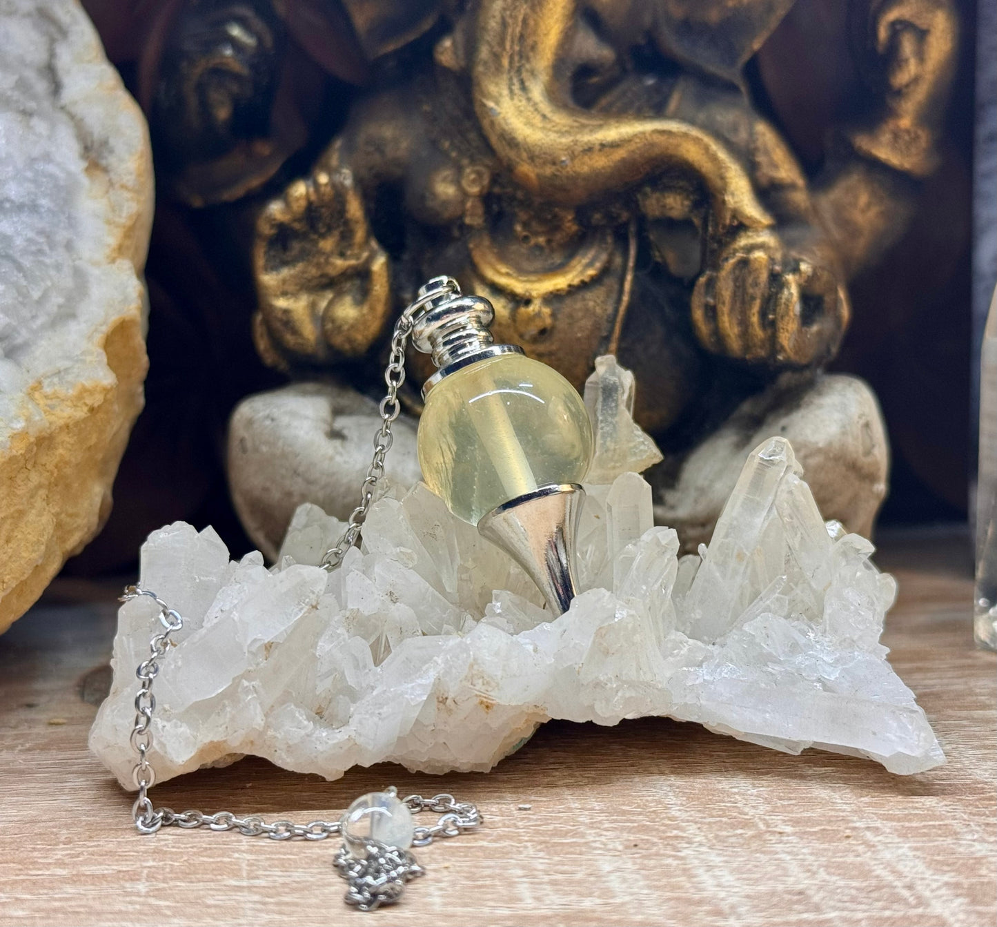 Pendule sphère en Citrine