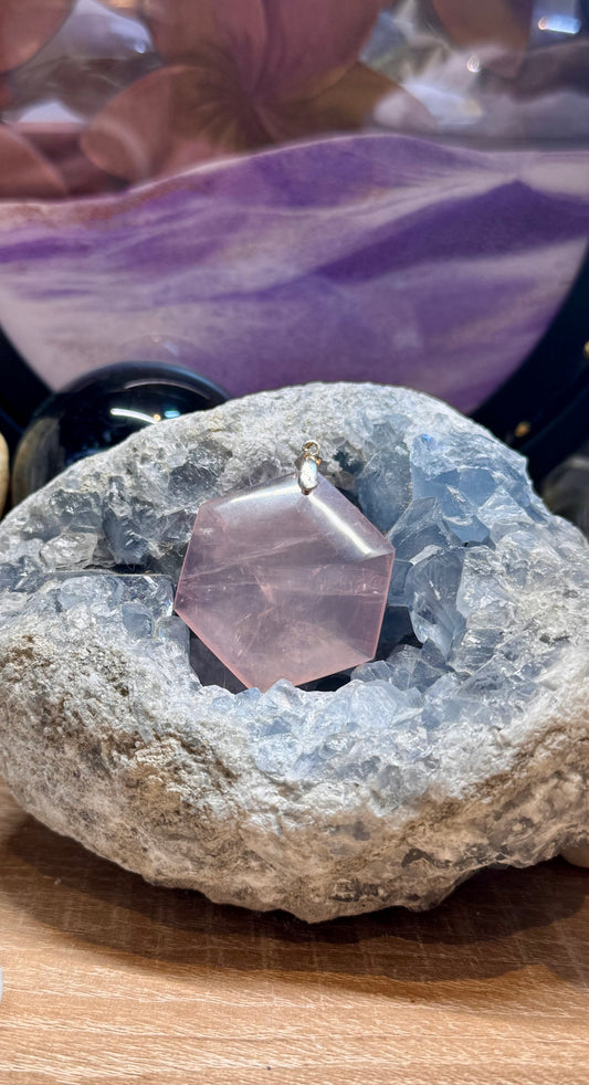 Pendentif de Quartz Rose hexagonal