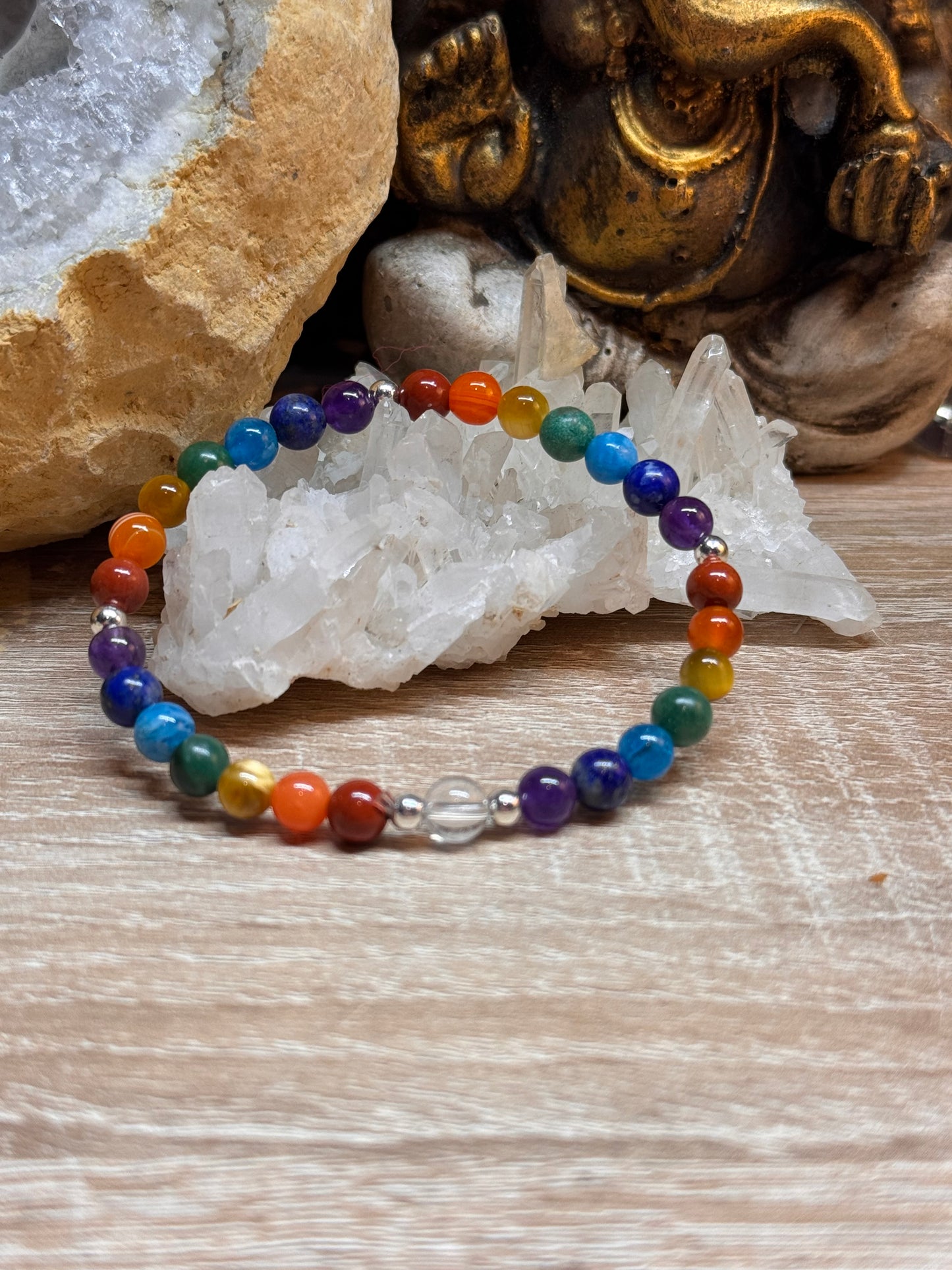 Bracelet 7 chakras perles 6 ou 8mm