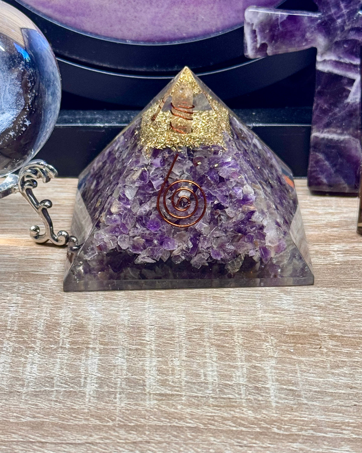 Orgonite pyramidale "Anti-stress et Lâcher prise"