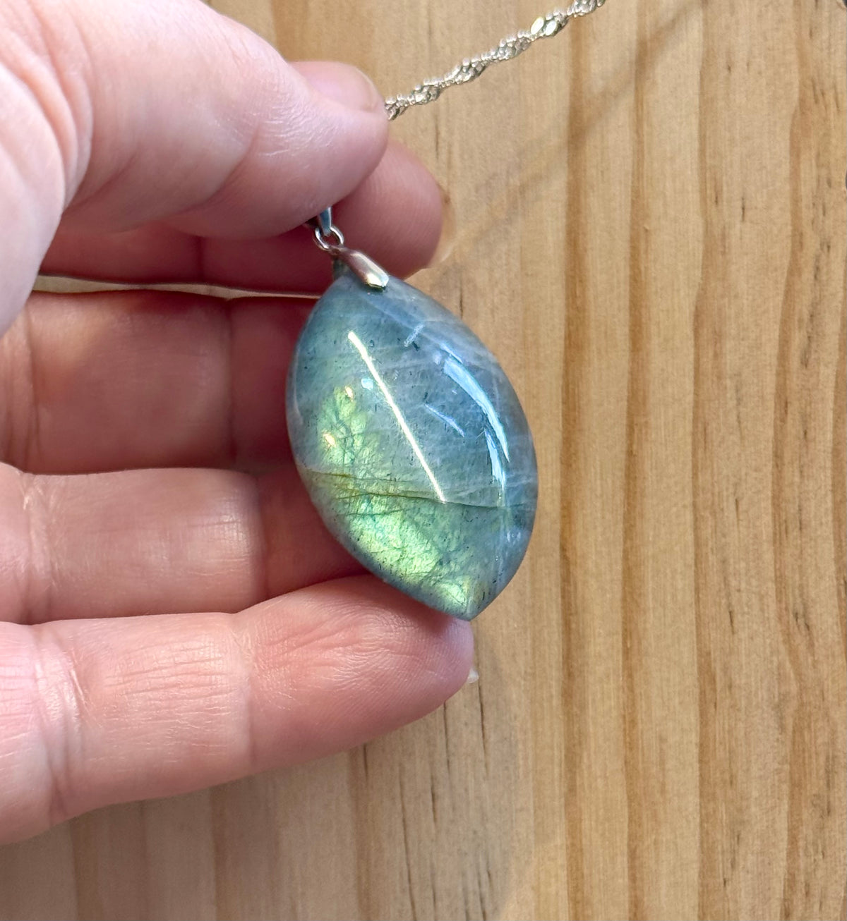 Pendentif de Labradorite bélière 925