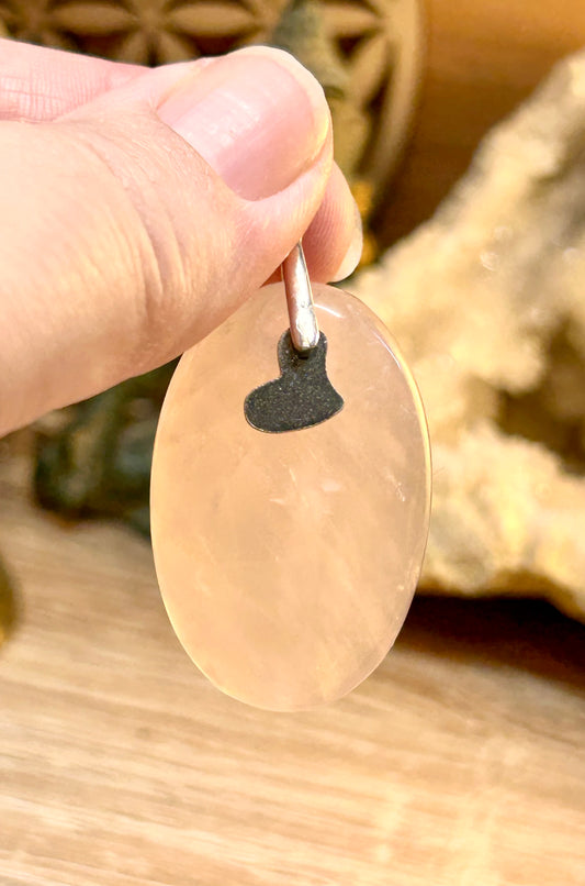 Pendentif de quartz rose