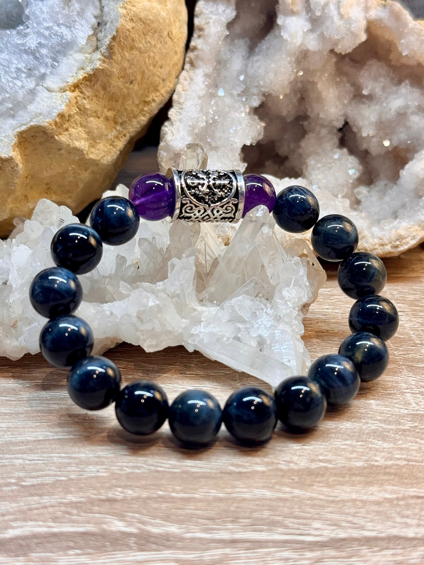 Bracelet œil de faucon et d’améthyste "Tolérance et Harmonie"