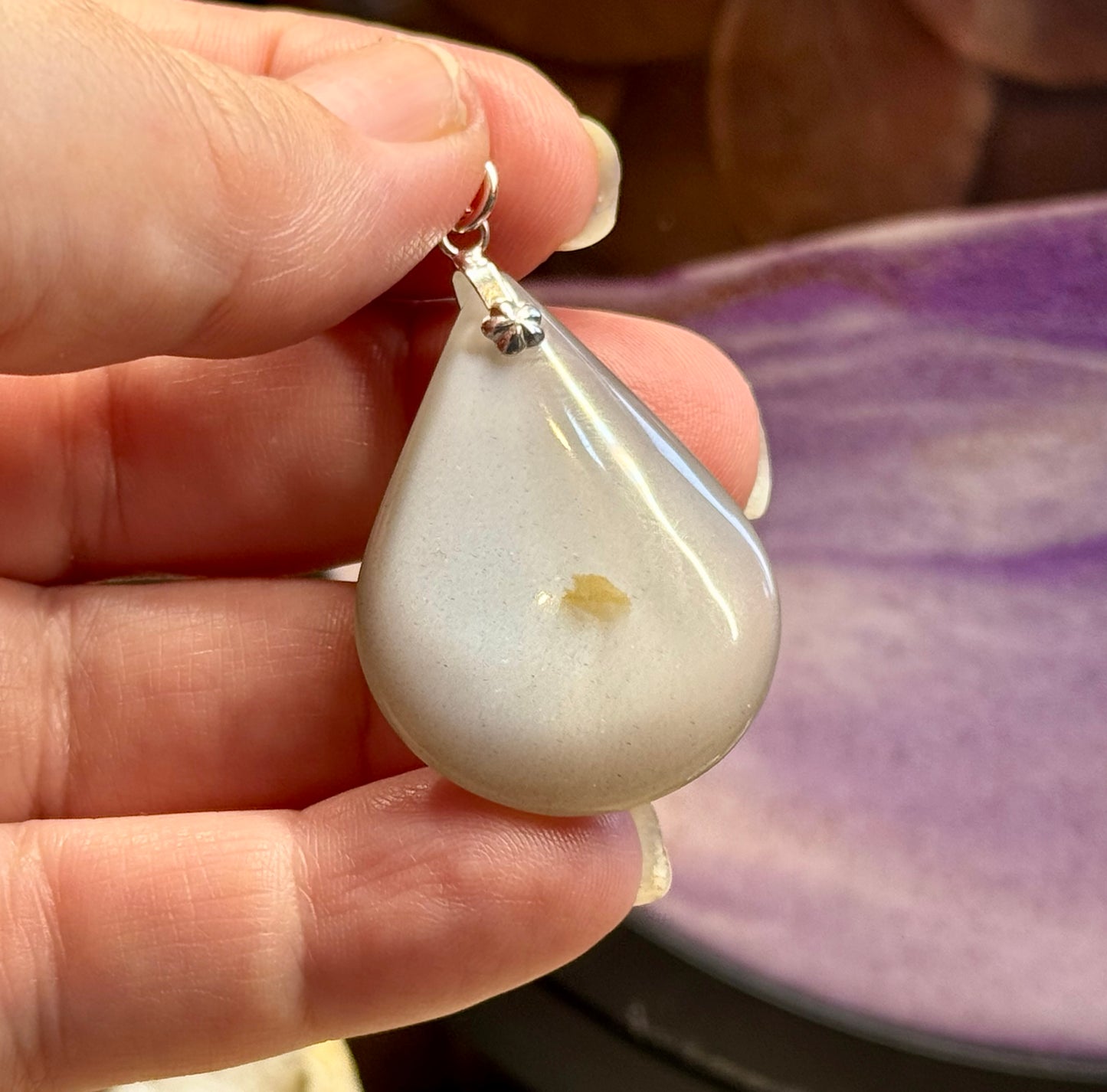Pendentif en Pierre de lune grise nacrée