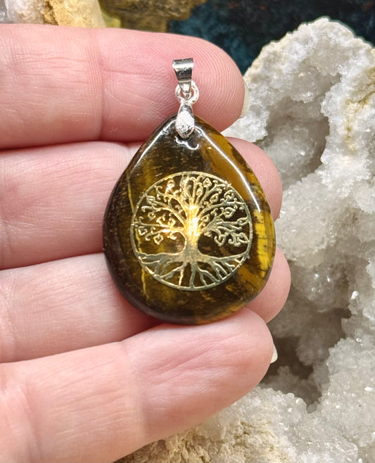 Pendentif d’œil de tigre arbre de vie
