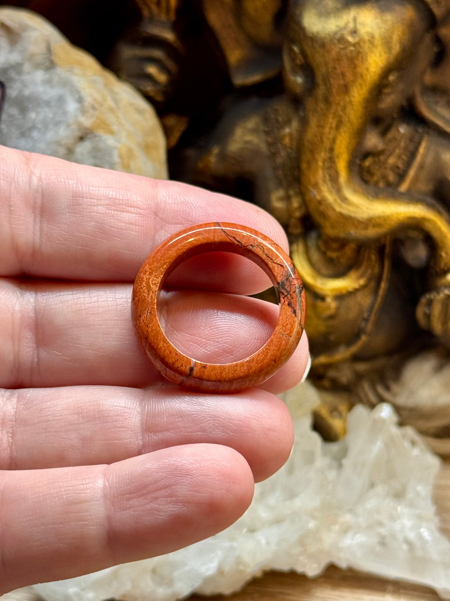 Anneau de jaspe rouge