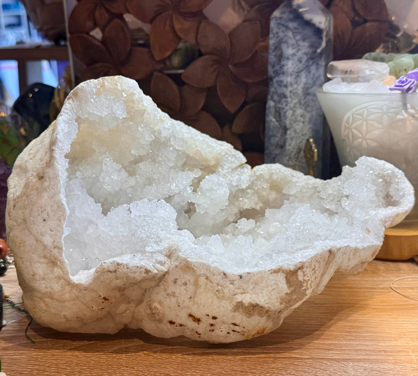 Géode de quartz blanc