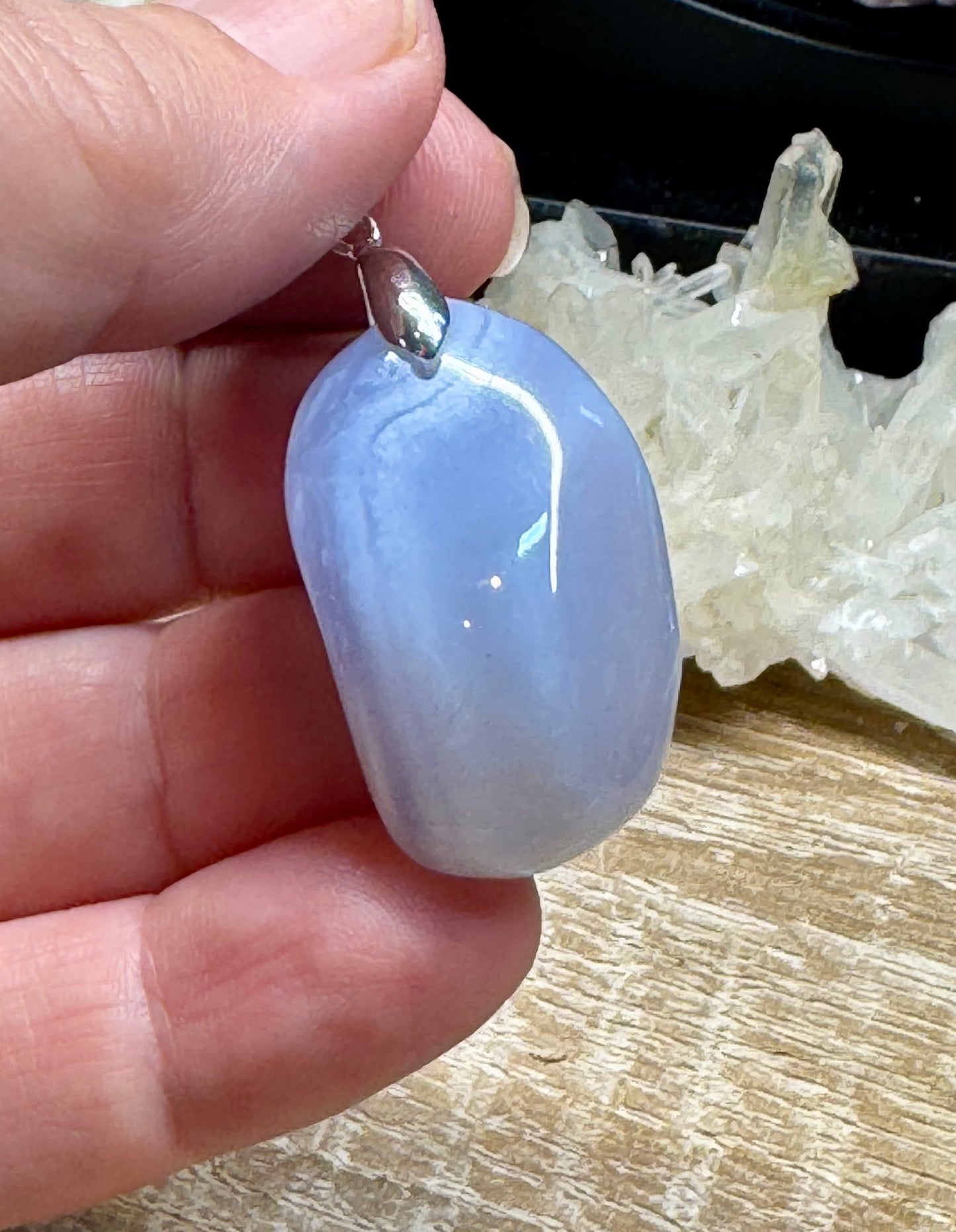 Pendentif de Calcédoine Bleue