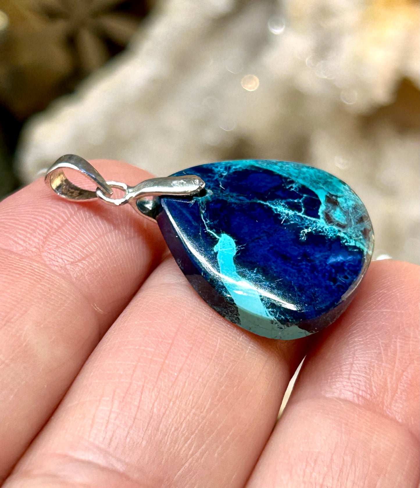 Pendentif de shattuckite d’Arizona