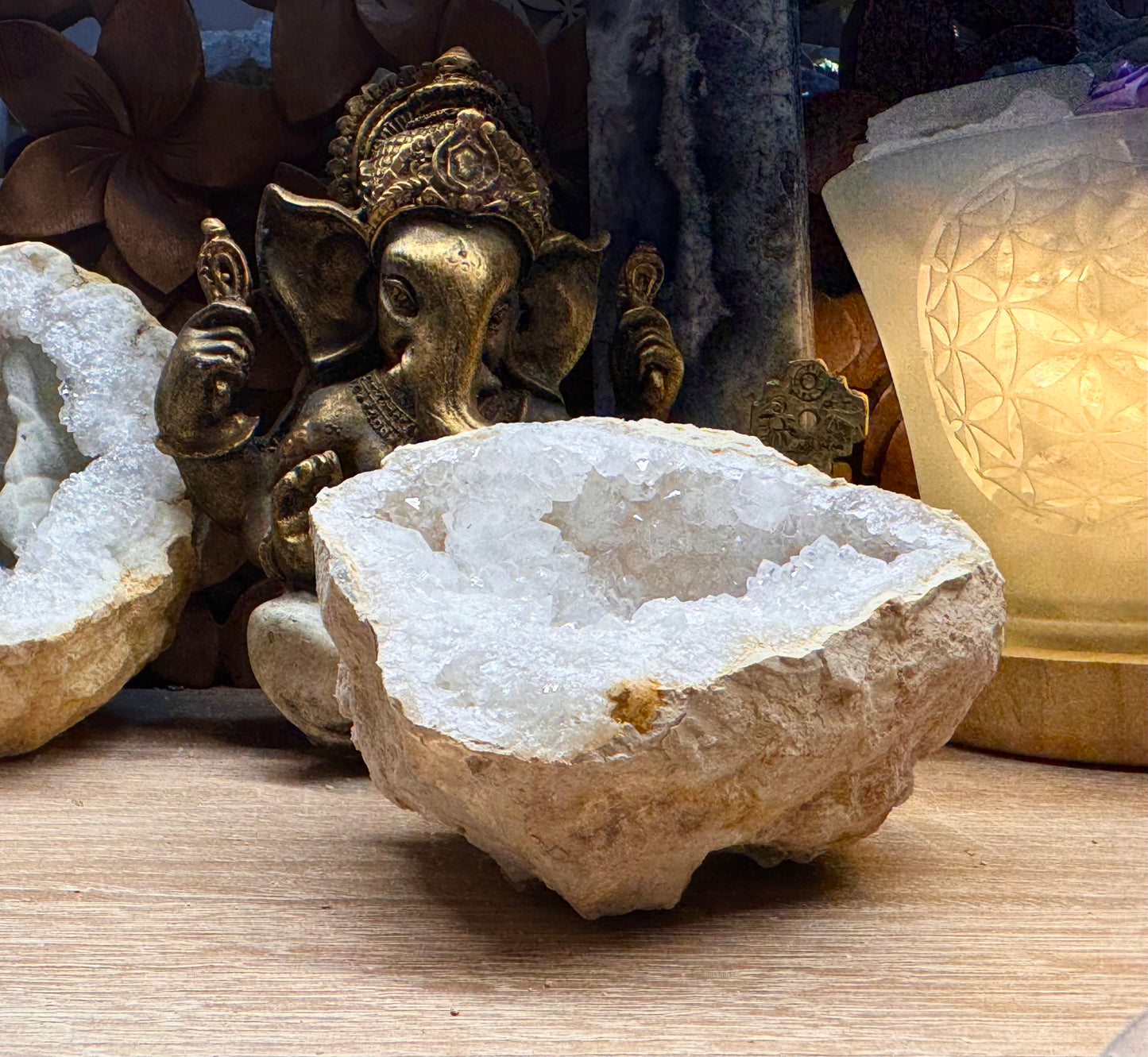 Géode de quartz blanc